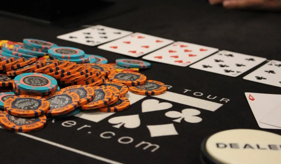 poker rake deals